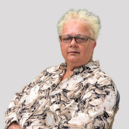 Cath Strachan headshot